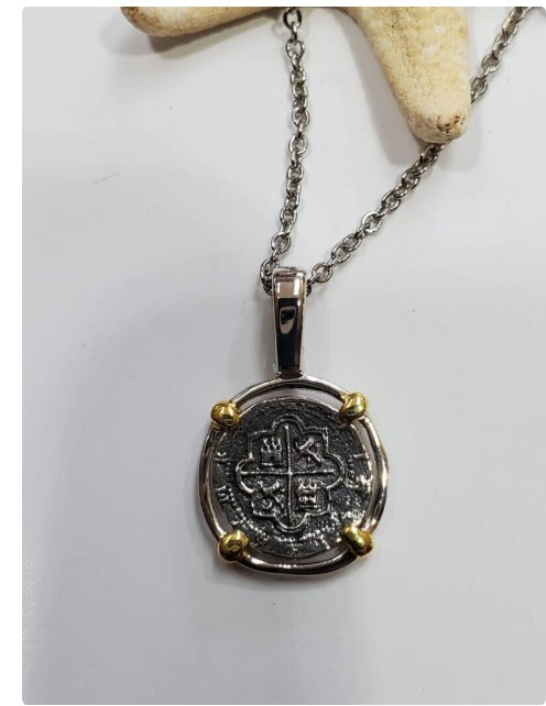 Atocha silver pendant