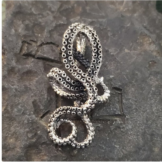 Tentacle octopus kraken sterling silver pendant