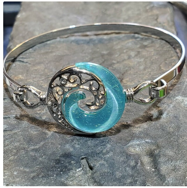 Hurricane Bangle bracelet